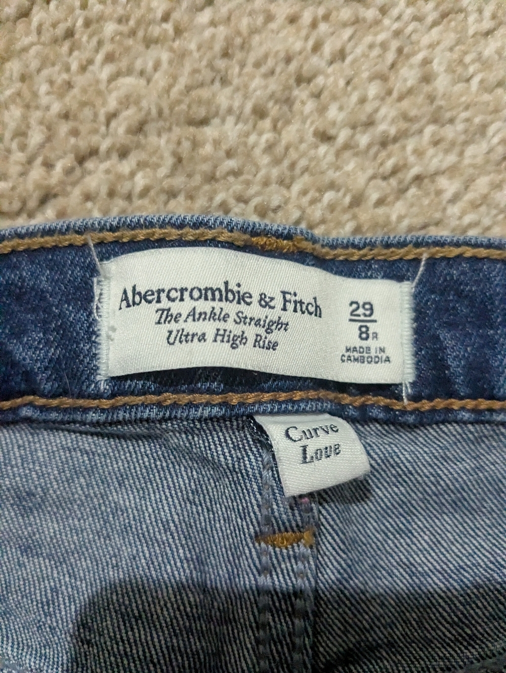 Abercrombie Curve Love Women's Jeans | Size 28 - Picture 2 of 3